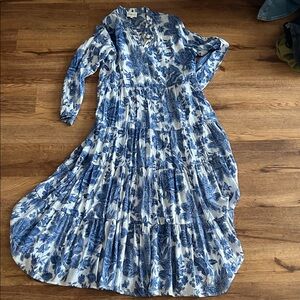 Blue Floral Midi Tiered Long-Sleeve Dress